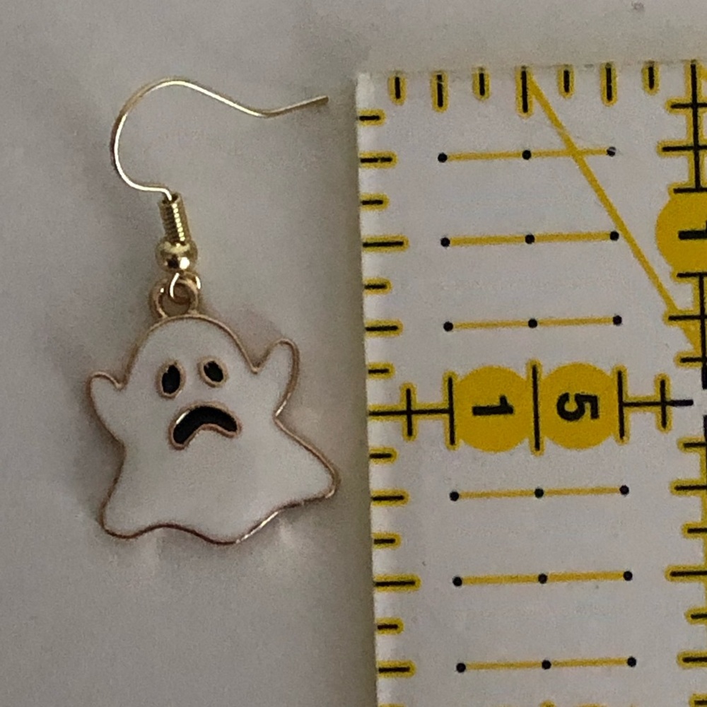 Halloween Ghost Earrings - Picture 2 of 3